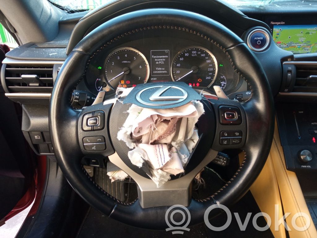 Lexus RC Stūre 