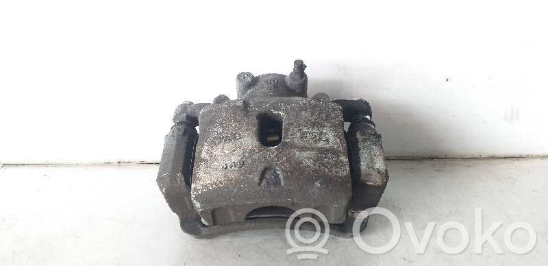 Hyundai i40 Zacisk hamulcowy przedni 
