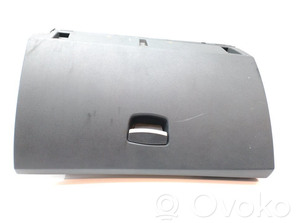 Guantera   685000046R