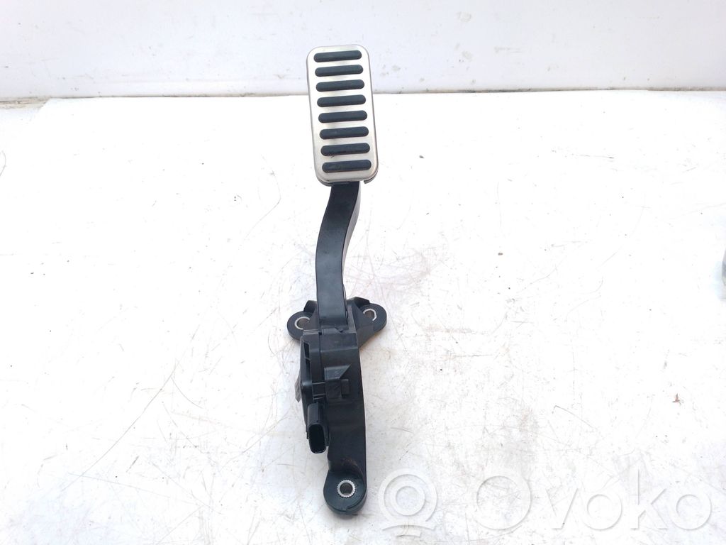 Gaspedal   32700G4210