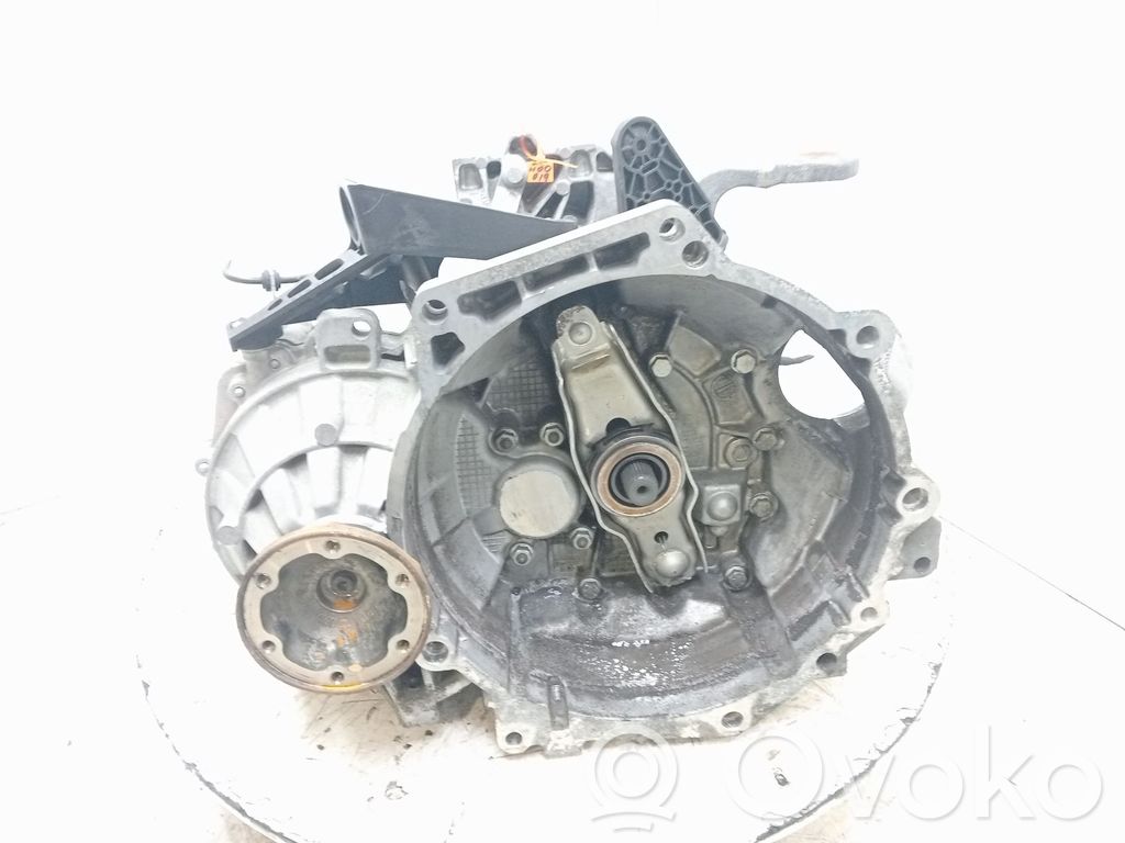 Volkswagen Passat Alltrack Manual 5 speed gearbox 