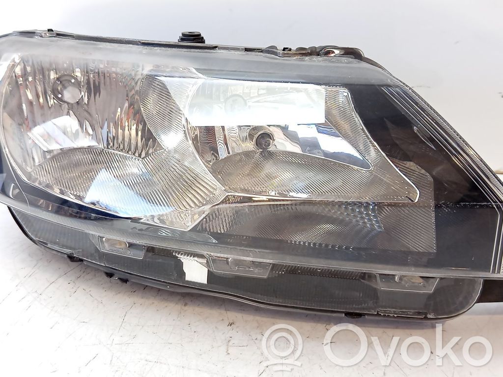 Skoda Rapid (NH) Scheinwerfer 