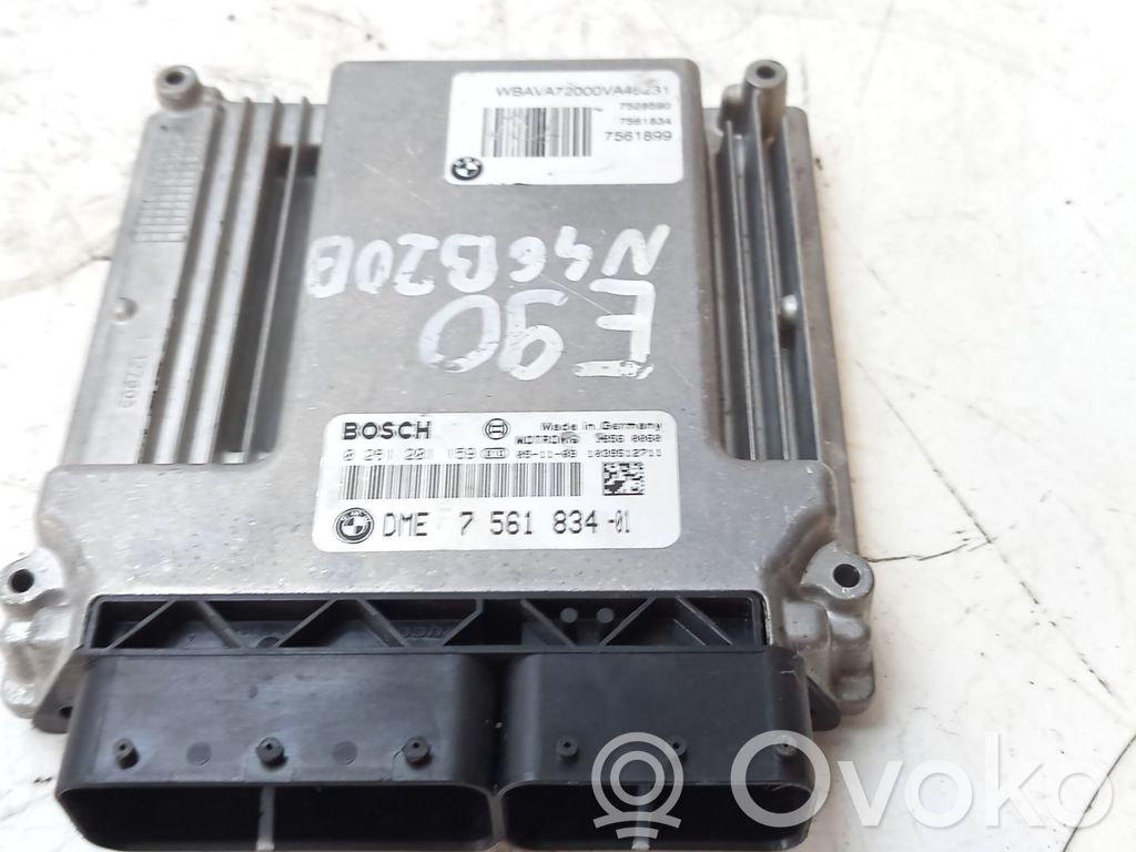 BMW 1 E81 E87 Variklio valdymo blokas 