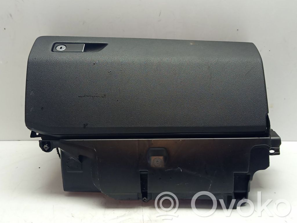Guantera   A2076800091