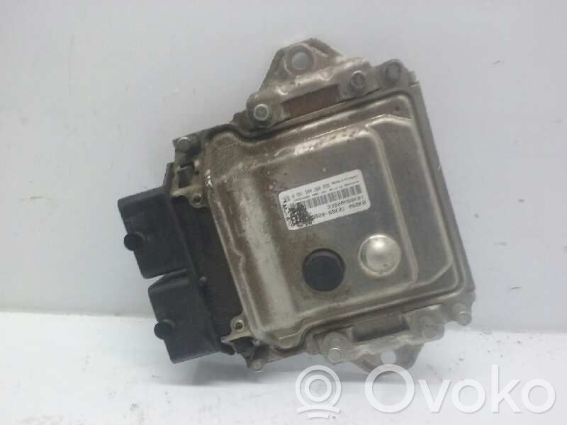 Engine control unit/module   0261S04260,33920M68K01