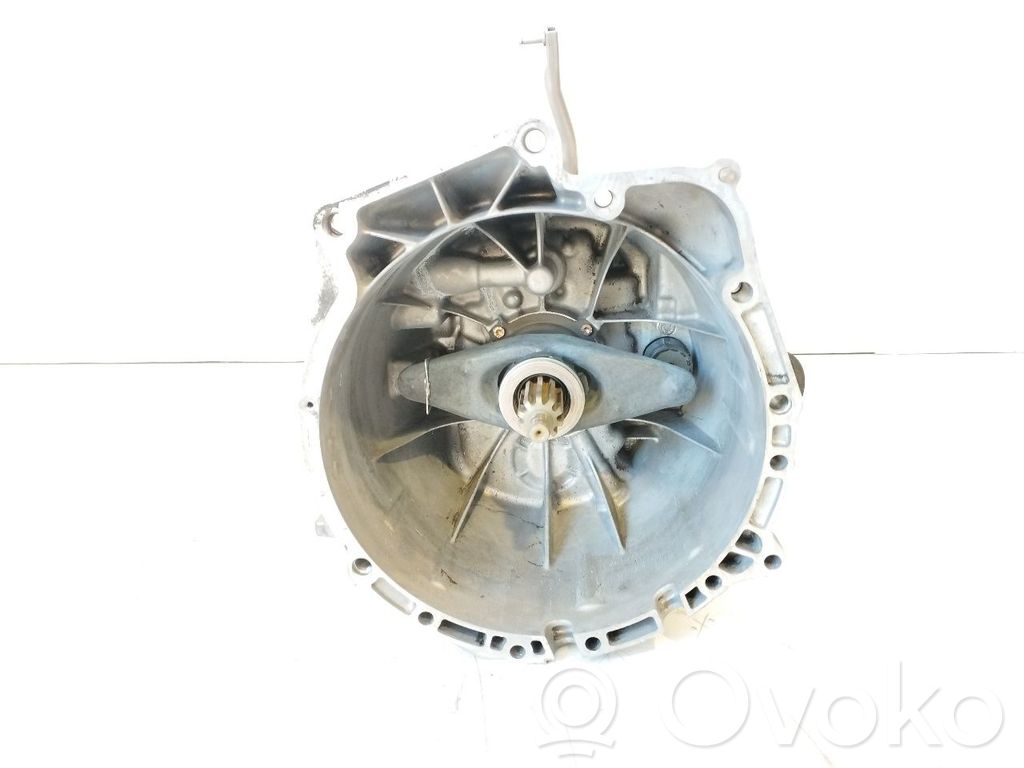 BMW 3 E36 Mechaninė 5 pavarų dėžė 