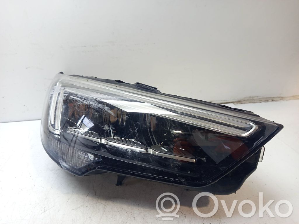 Opel Crossland X Phare frontale 