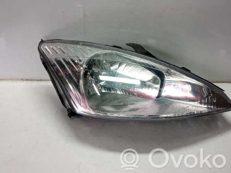 Ford Focus Headlight/headlamp 