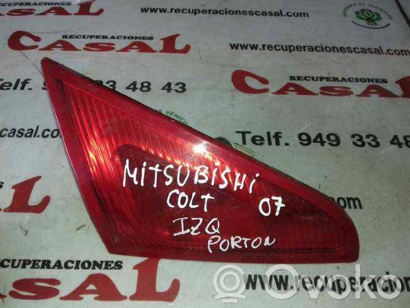 Mitsubishi Colt Takaluukun koristelista 