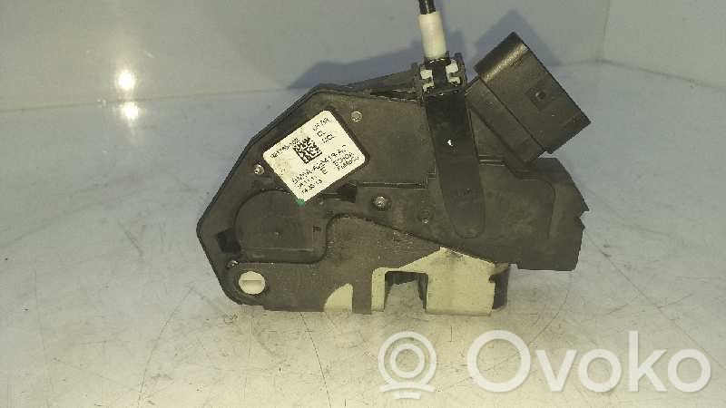 Ford Focus Aizmugurē slēdzene 