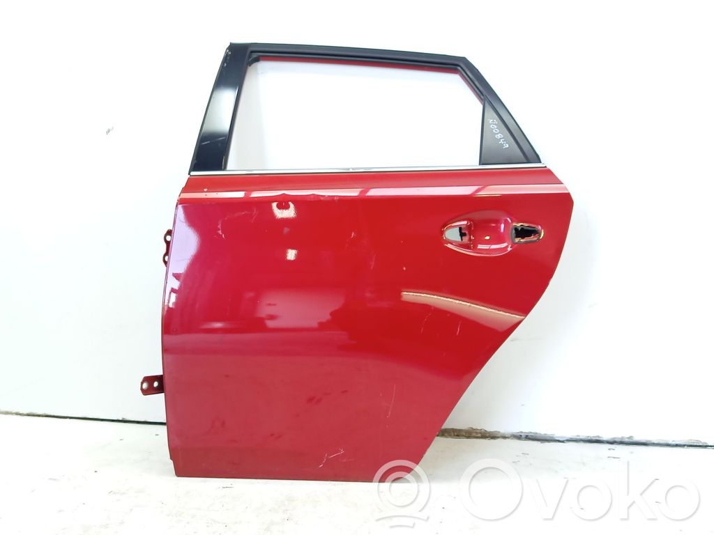 Toyota Auris E180 Puerta trasera 