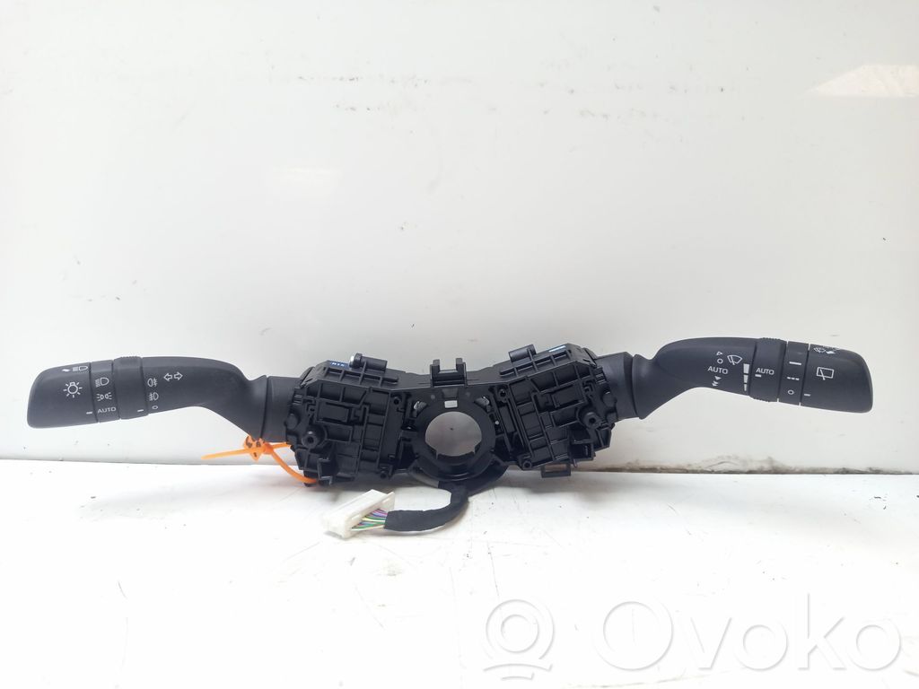 Toyota Yaris Comutator lumini bord 
