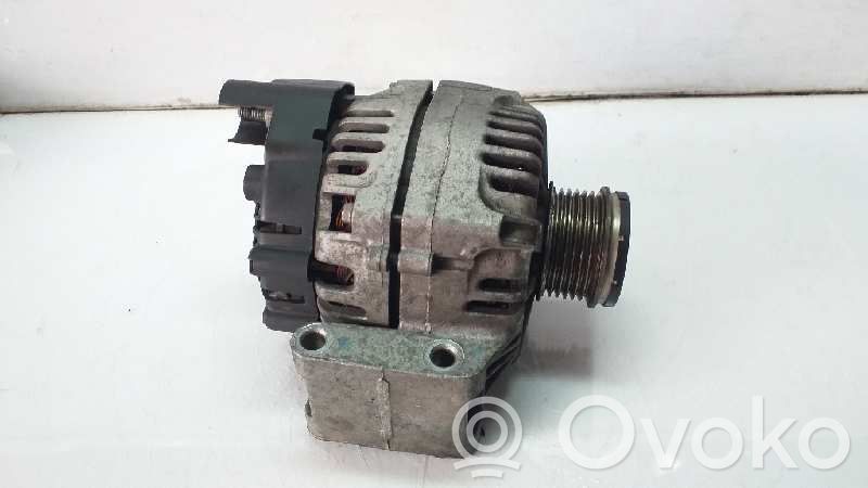 Opel Astra G Generator/alternator 