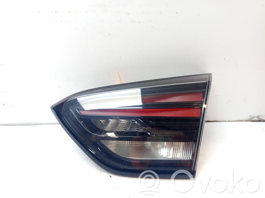Opel Crossland X Takaluukun takavalot 