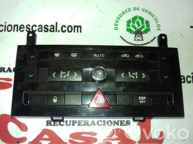 Peugeot 407 Climate control unit 