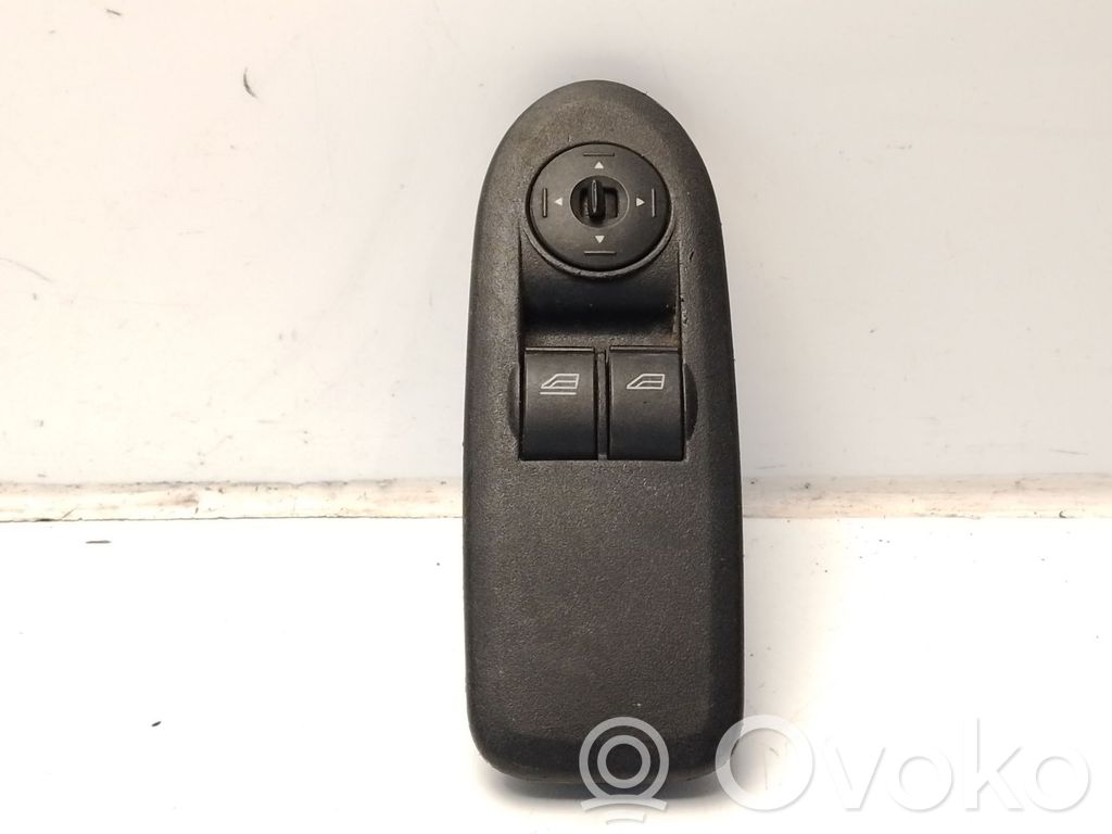 Electric window control switch   1471922,7M5T14529BA