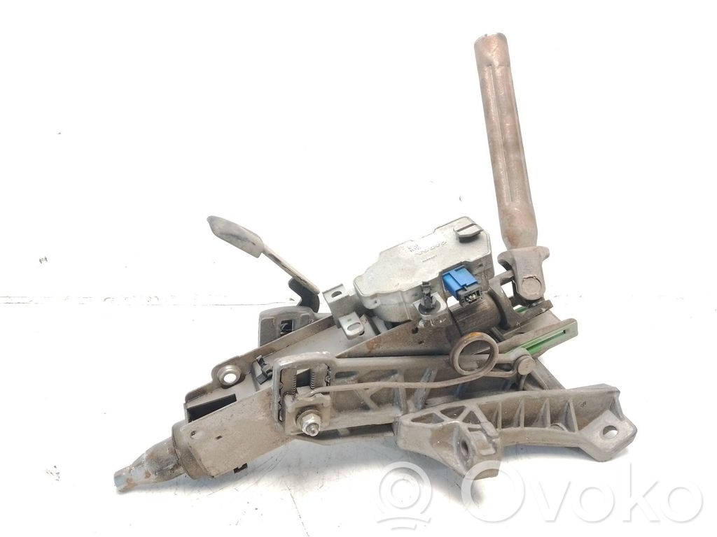 Ford Focus Steering wheel axle 