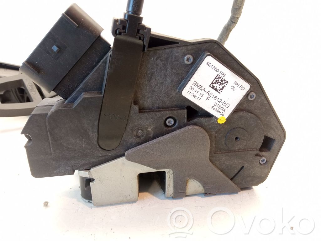 Ford Tourneo Front door lock 