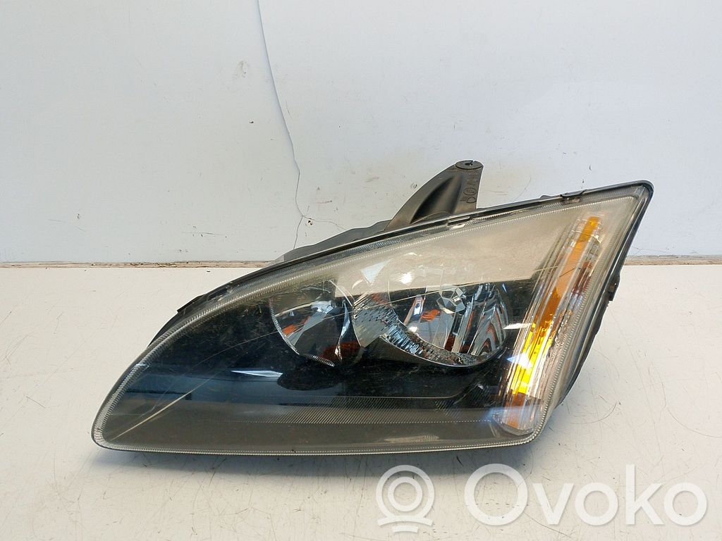 Ford Focus Headlight/headlamp 