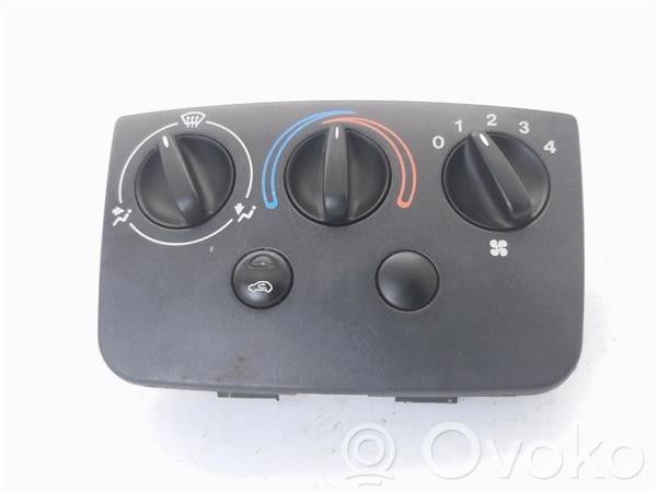 Ford Fiesta Climate control unit 