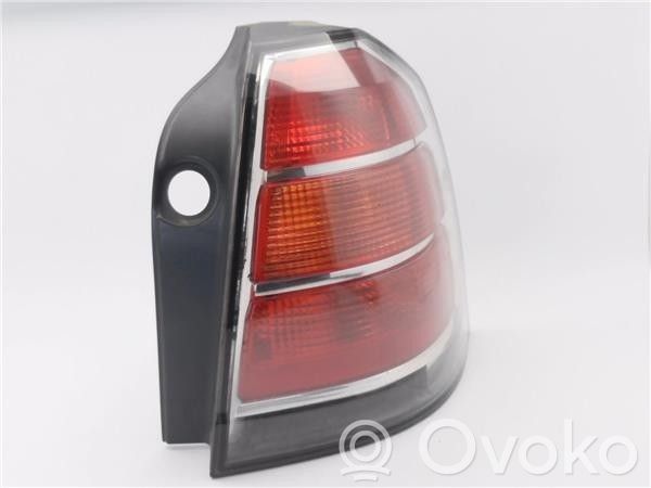 Opel Zafira B Lampa tylna 