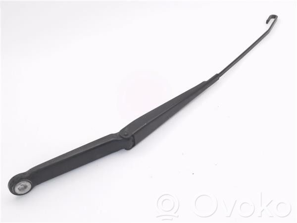 BMW X3 E83 Front wiper blade arm 