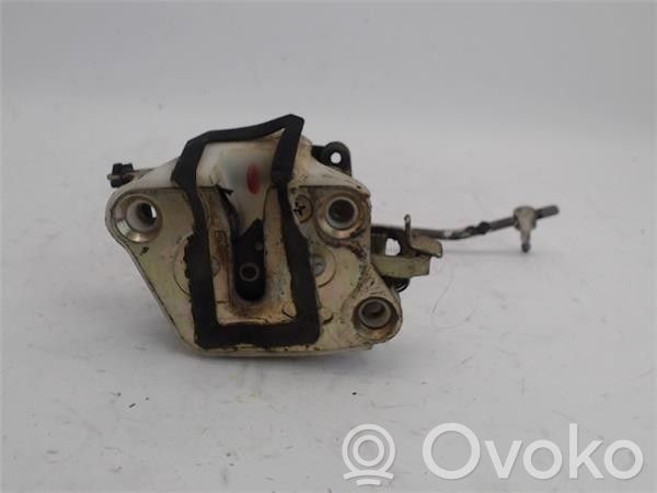 Suzuki Alto Zamek drzwi przednich