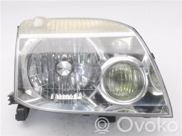 Nissan X-Trail T30 Faro/fanale