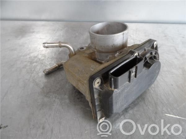 Toyota Corolla E120 E130 Przepustnica