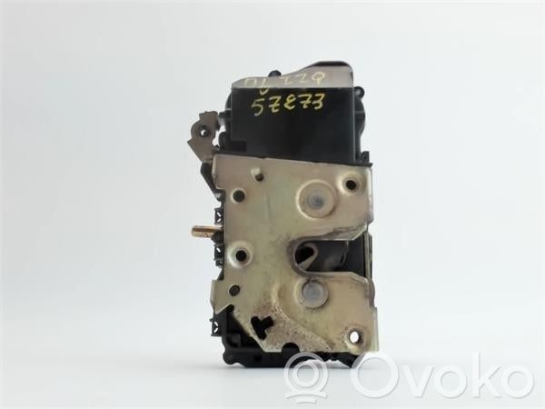 Citroen Xsara Picasso Zamek drzwi przednich