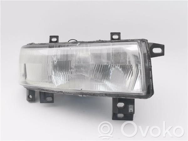 Renault Master II Lampa przednia