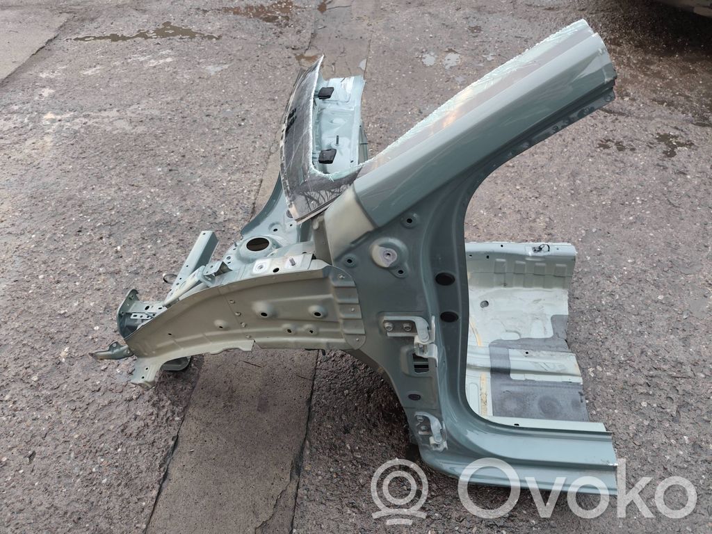 Panel lateral delantero
