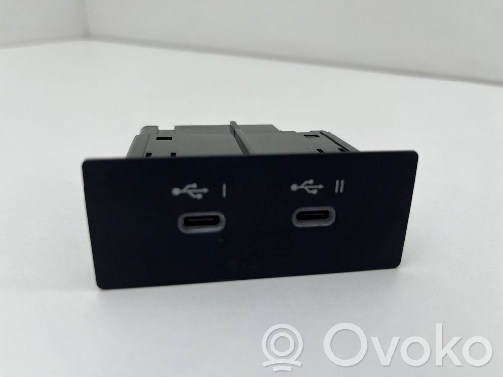 Renault Symbioz Enchufe conector USB 