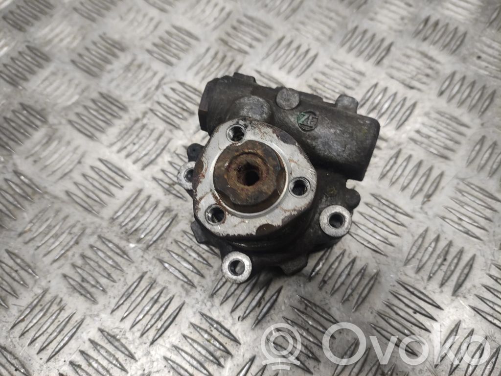 Audi A4 S4 B6 8E 8H Servopumpe 