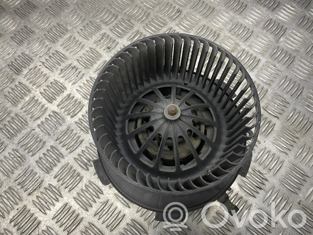 Opel Zafira B Wentylator nawiewu / Dmuchawa 