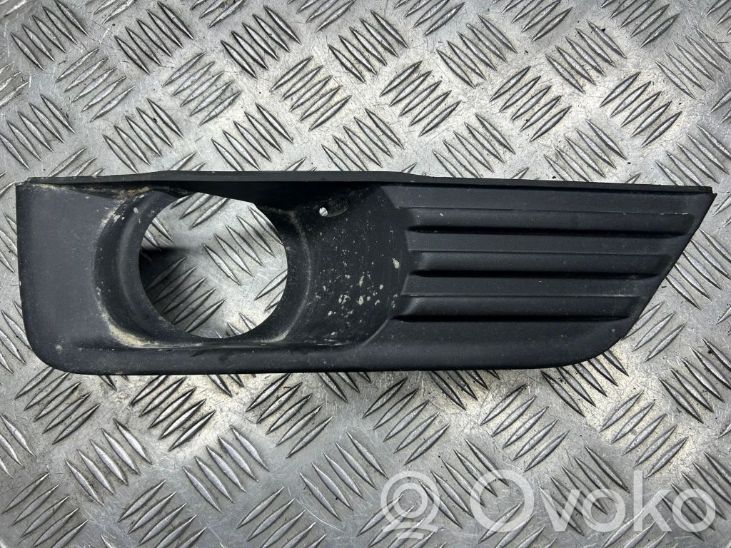 Ford Focus Front fog light trim/grill 