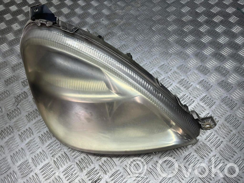 Mercedes-Benz A W168 Lampa przednia 