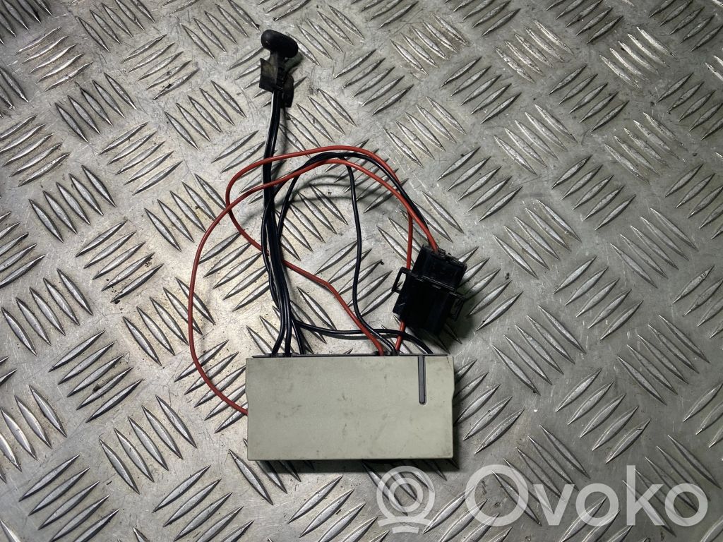 Volvo 850 Antenas vadības bloks 