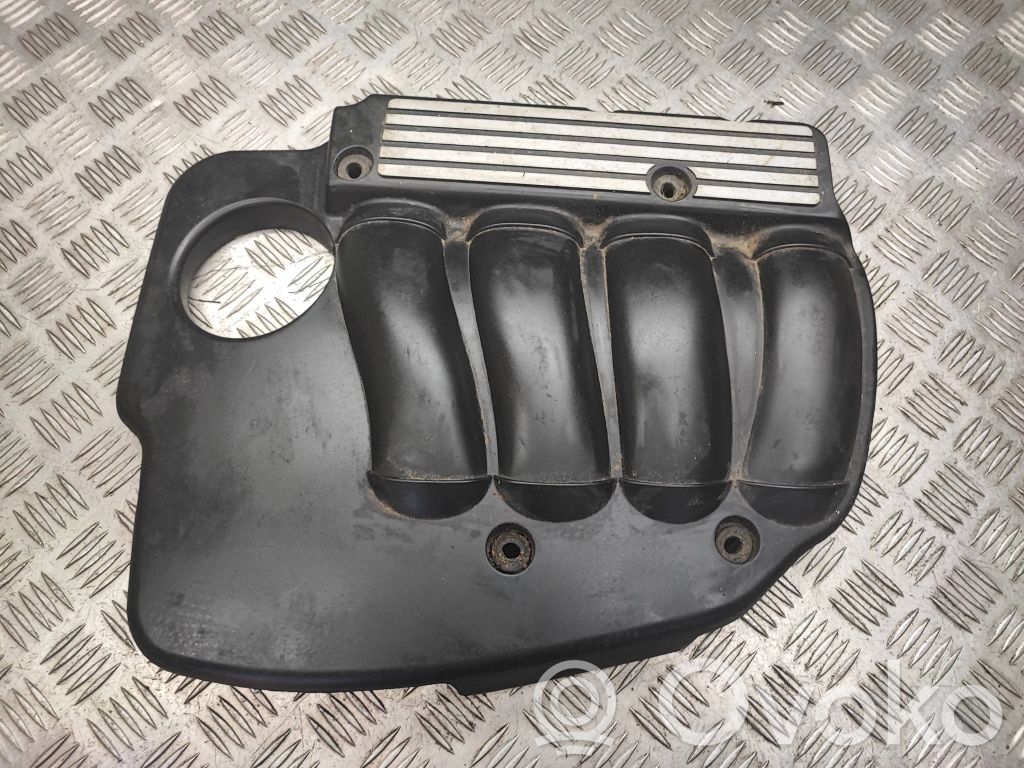 BMW 3 E90 E91 Variklio dangtis (apdaila) 