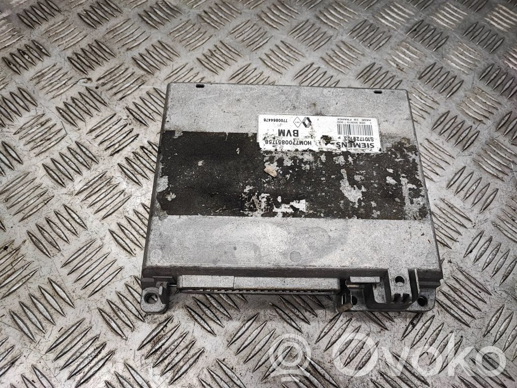 Renault Clio II Engine control unit/module 