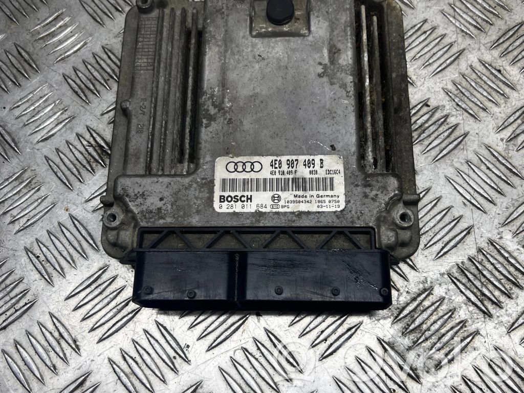 Audi A8 S8 D3 4E Engine control unit/module 