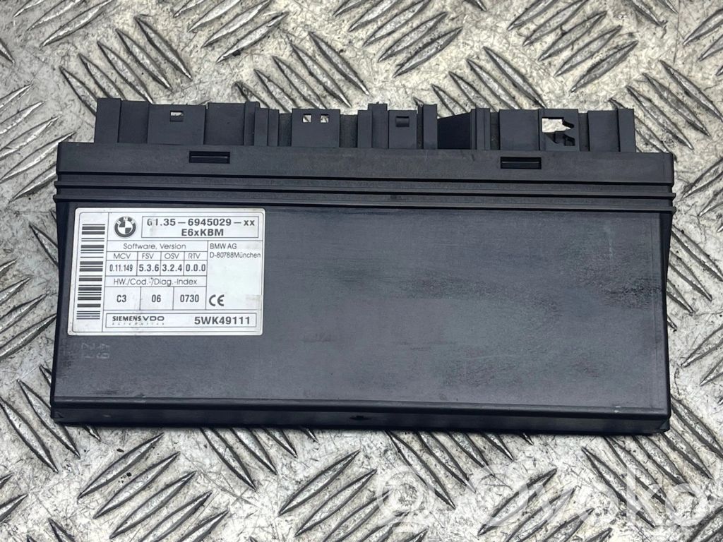 Mukavuusmoduuli   6945029,5WK49111,13632400