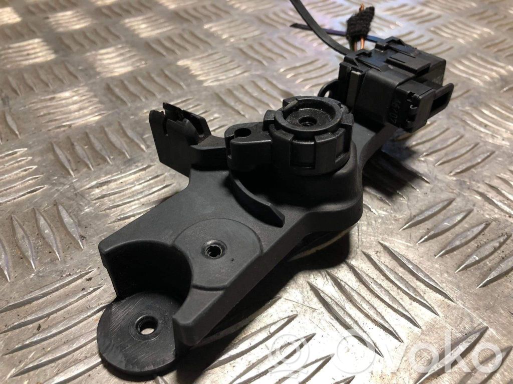 BMW 3 E90 E91 Engine bonnet (hood) release handle 