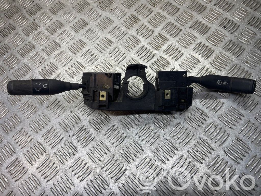 Renault Clio II Wiper turn signal indicator stalk/switch 