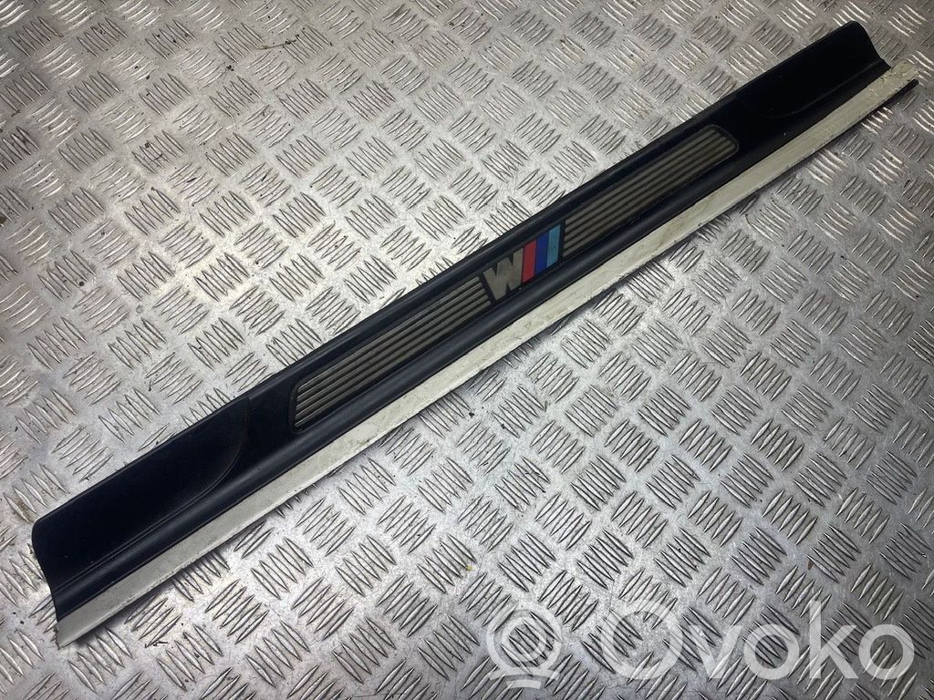 BMW 3 E46 Moldura protectora del borde delantero 