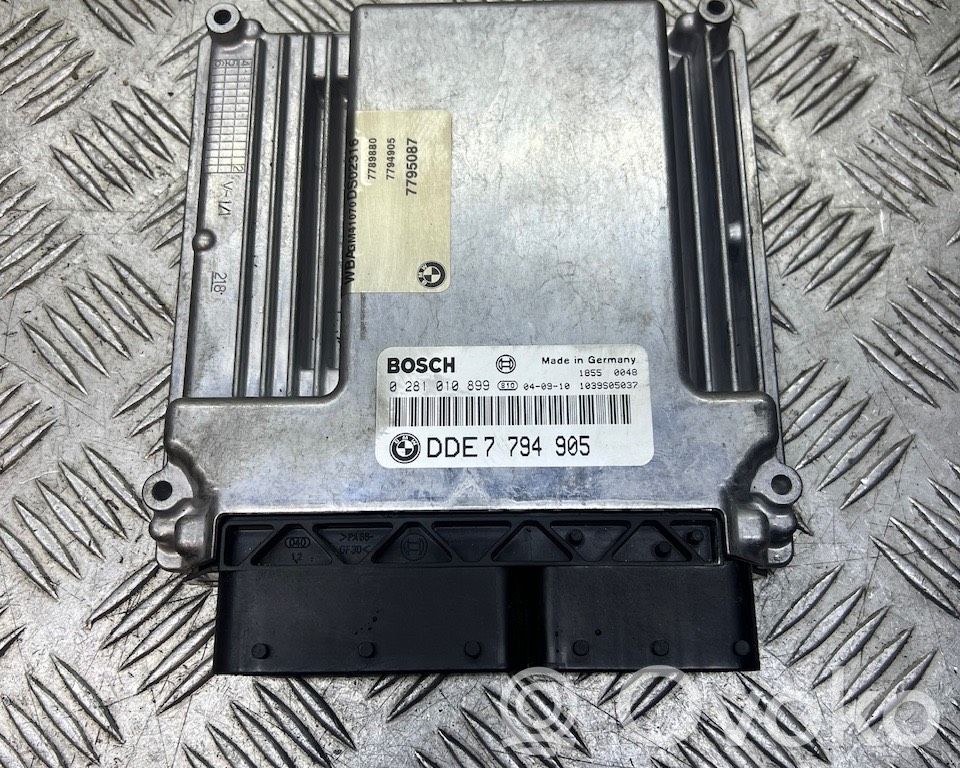 BMW 7 E65 E66 Engine control unit/module 