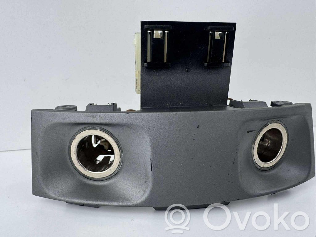 BMW 7 E65 E66 Cigarette lighter 