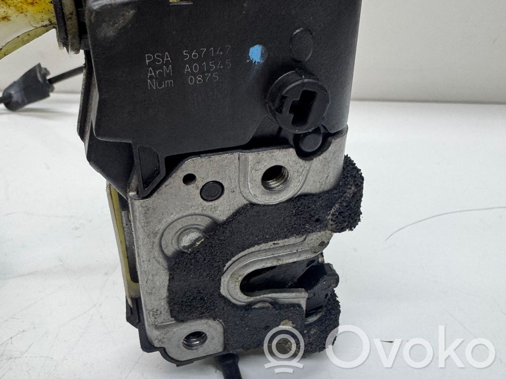 Peugeot 308 Front door lock 