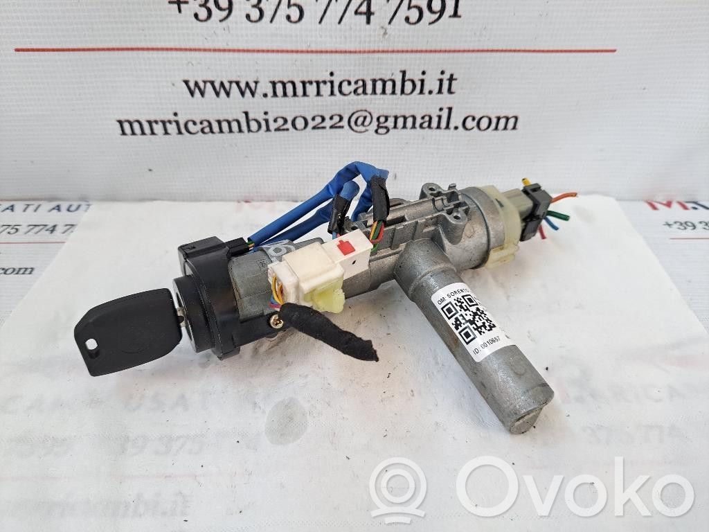 Užvedimo spynelė   D4CBV