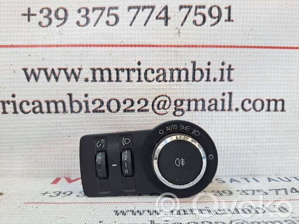 Opel Insignia A Interruptor de luz 